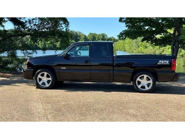 2003 Chevrolet Silverado (CC-2077060) for sale in Greensboro, North Carolina