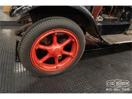 1924 White Bus (CC-2077083) for sale in St. Louis, Missouri