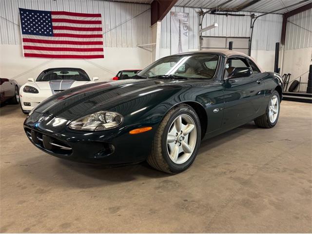 1998 Jaguar XK8 (CC-2077262) for sale in Kentwood, Michigan