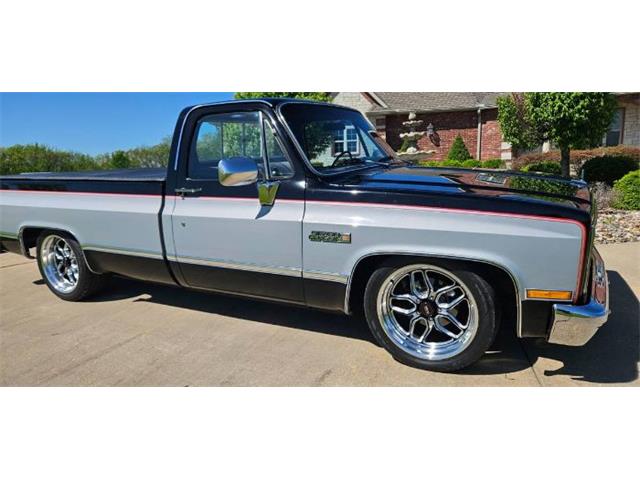 1983 GMC Sierra (CC-2077309) for sale in Cadillac, Michigan