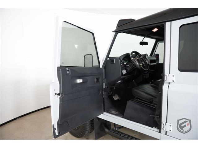 1991 Land Rover Defender 110 (CC-2077330) for sale in Chatsworth, California