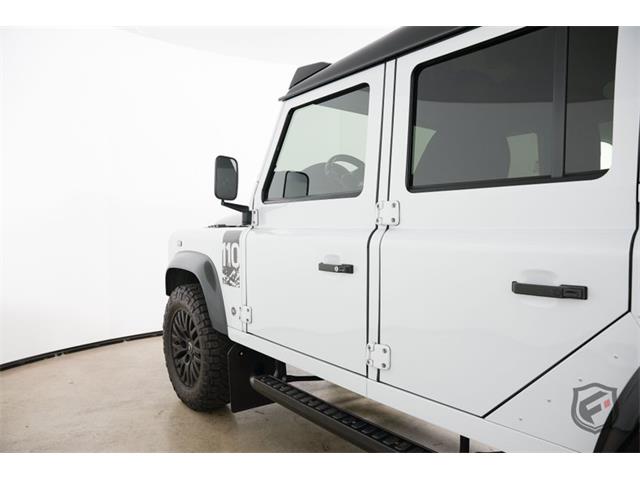 1991 Land Rover Defender 110 (CC-2077330) for sale in Chatsworth, California