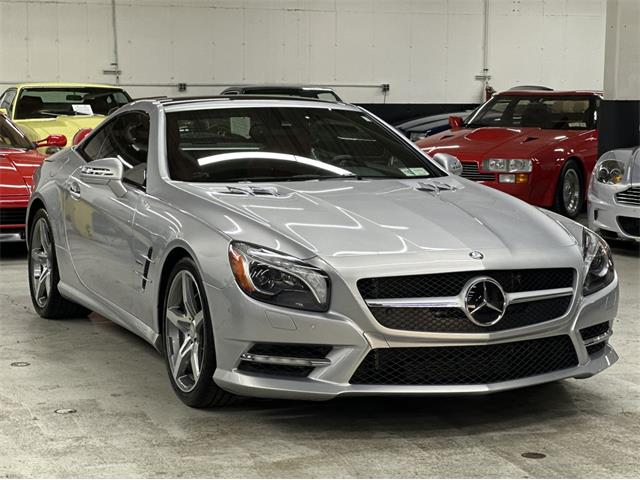2013 Mercedes-Benz SL550 (CC-2070734) for sale in Huntington Station, New York