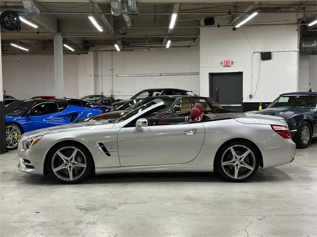 2013 Mercedes-Benz SL550 (CC-2070734) for sale in Huntington Station, New York