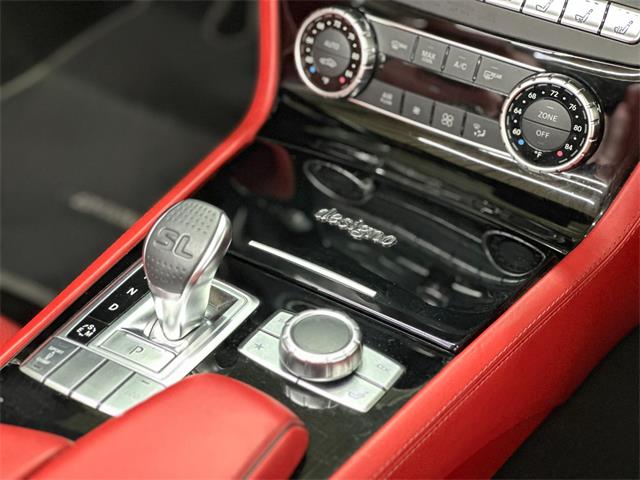 2013 Mercedes-Benz SL550 (CC-2070734) for sale in Huntington Station, New York