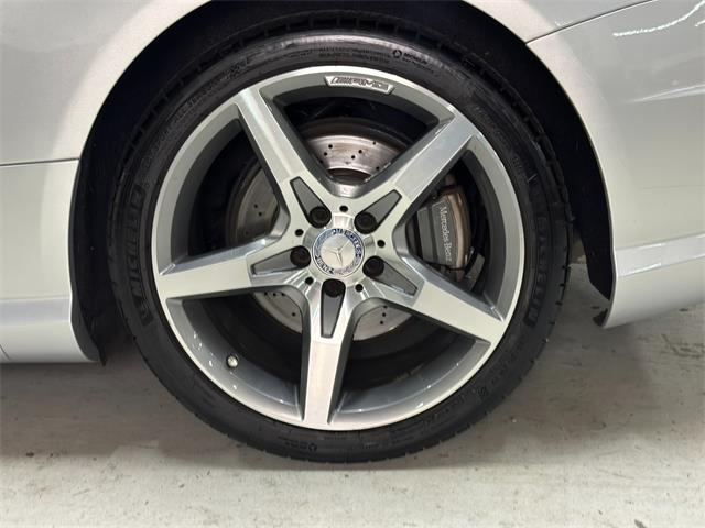 2013 Mercedes-Benz SL550 (CC-2070734) for sale in Huntington Station, New York