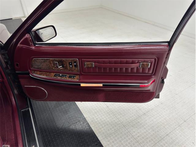 1992 Buick Riviera (CC-2077365) for sale in Morgantown, Pennsylvania