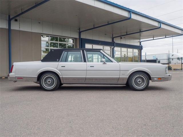 1988 Lincoln Town Car (CC-2070762) for sale in Englewood, Colorado