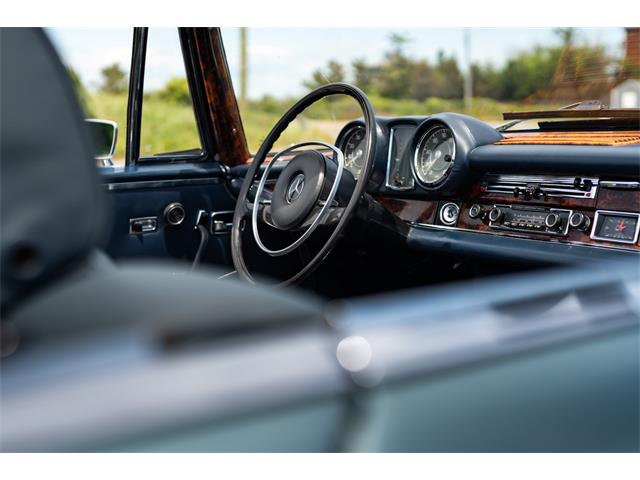 1971 Mercedes-Benz 280SE (CC-2077761) for sale in Southampton, New York