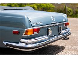 1971 Mercedes-Benz 280SE (CC-2077761) for sale in Southampton, New York