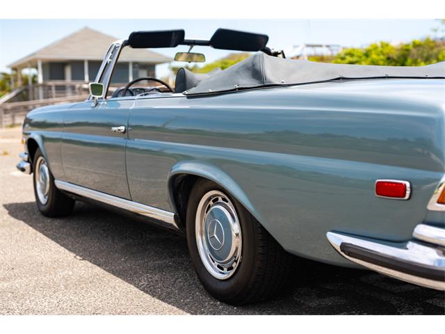 1971 Mercedes-Benz 280SE (CC-2077761) for sale in Southampton, New York