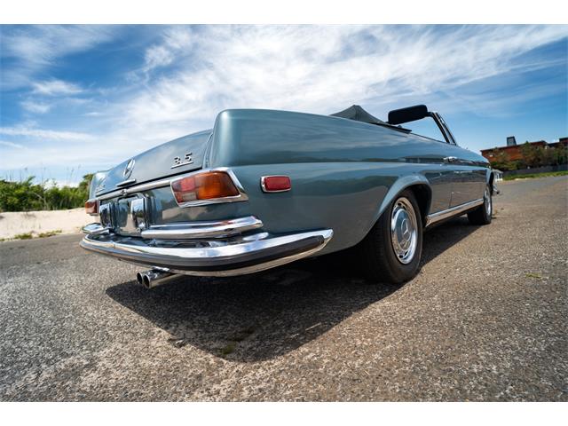 1971 Mercedes-Benz 280SE (CC-2077761) for sale in Southampton, New York