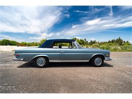 1971 Mercedes-Benz 280SE (CC-2077761) for sale in Southampton, New York