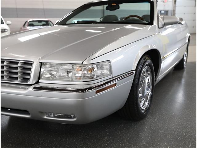 2002 Cadillac Convertible (CC-2077961) for sale in Addison, Illinois
