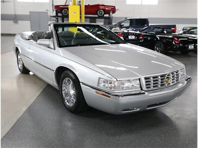 2002 Cadillac Convertible (CC-2077961) for sale in Addison, Illinois