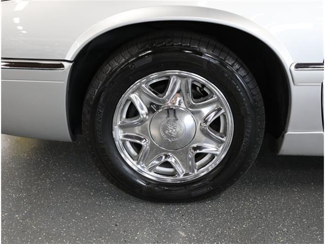 2002 Cadillac Convertible (CC-2077961) for sale in Addison, Illinois
