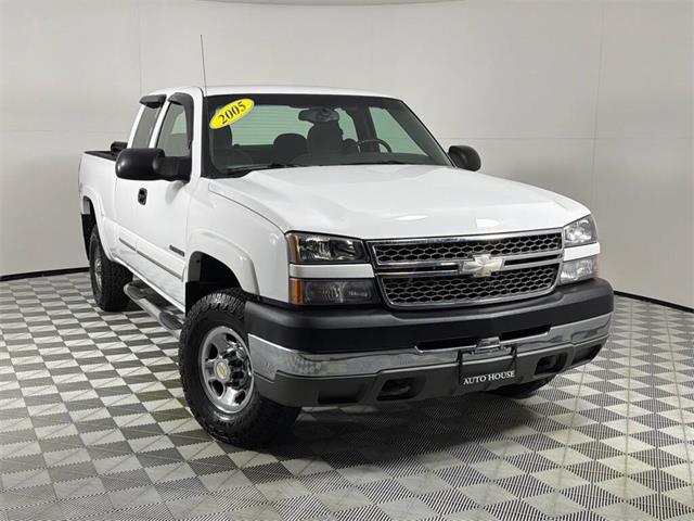 2005 Chevrolet Silverado (CC-2078027) for sale in Bloomington, Illinois