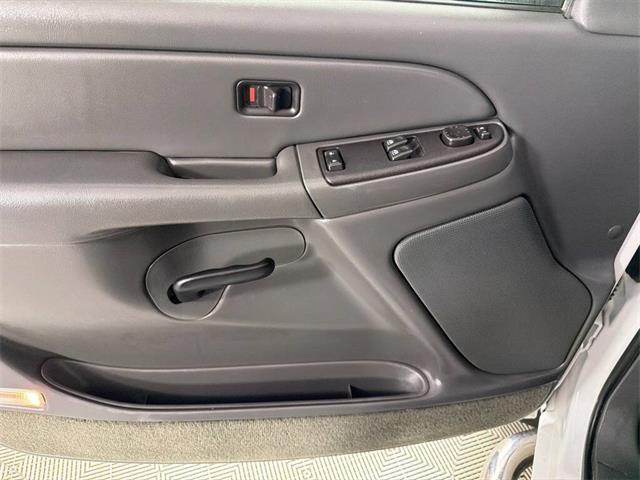 2005 Chevrolet Silverado (CC-2078027) for sale in Bloomington, Illinois