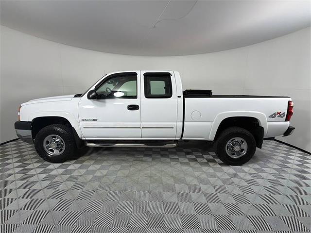 2005 Chevrolet Silverado (CC-2078027) for sale in Bloomington, Illinois