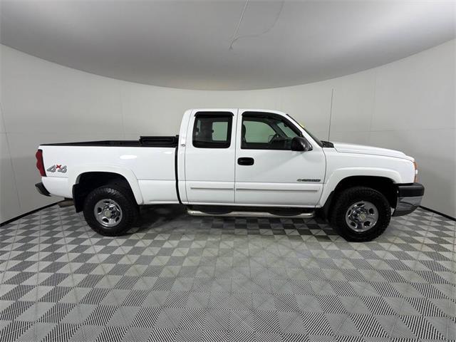 2005 Chevrolet Silverado (CC-2078027) for sale in Bloomington, Illinois