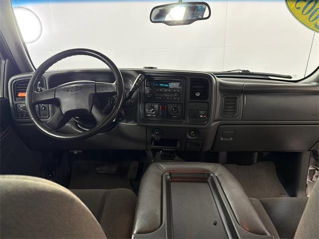 2005 Chevrolet Silverado (CC-2078027) for sale in Bloomington, Illinois