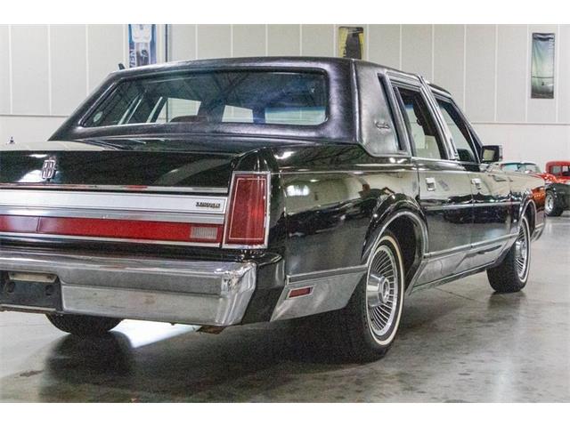 1988 Lincoln Town Car (CC-2078103) for sale in Kentwood, Michigan