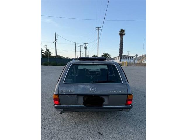 1985 Mercedes-Benz 300TD (CC-2078149) for sale in Cadillac, Michigan
