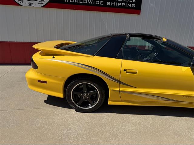 2002 Pontiac Firebird (CC-2078328) for sale in Newfield, New Jersey