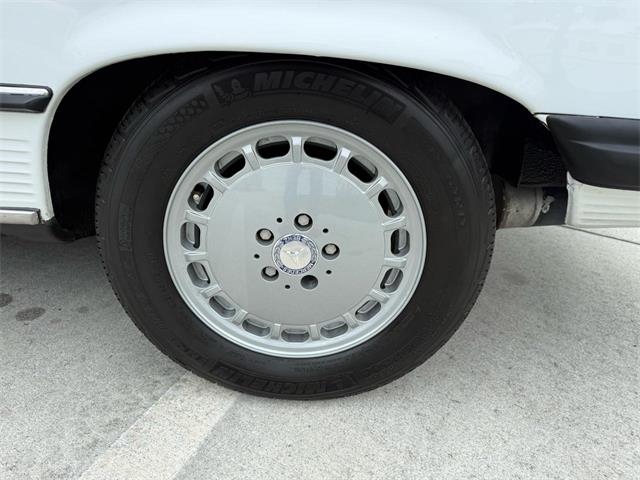 1989 Mercedes-Benz 560 (CC-2070838) for sale in Fort Lauderdale, Florida