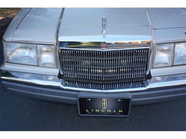 1988 Lincoln Mark VII (CC-2078407) for sale in Monroe Township, New Jersey