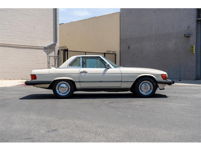 1987 Mercedes-Benz 560 (CC-2078646) for sale in Sherman Oaks, California