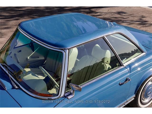 1970 Mercedes-Benz 280SL (CC-2078707) for sale in Beverly Hills, California