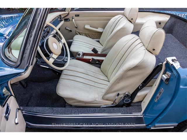 1970 Mercedes-Benz 280SL (CC-2078707) for sale in Beverly Hills, California