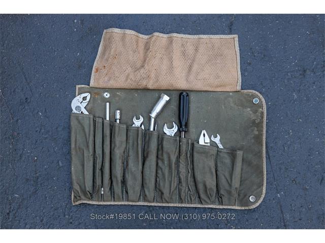 1970 Mercedes-Benz 280SL (CC-2078707) for sale in Beverly Hills, California