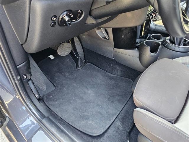 2015 MINI Cooper (CC-2078915) for sale in Woodland Hills, California