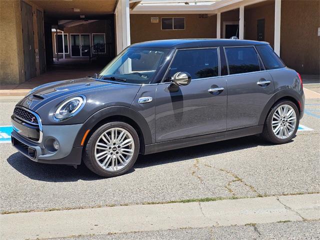 2015 MINI Cooper (CC-2078915) for sale in Woodland Hills, California
