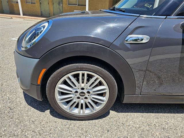 2015 MINI Cooper (CC-2078915) for sale in Woodland Hills, California
