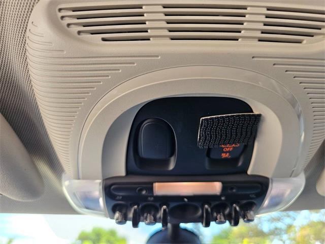 2015 MINI Cooper (CC-2078915) for sale in Woodland Hills, California