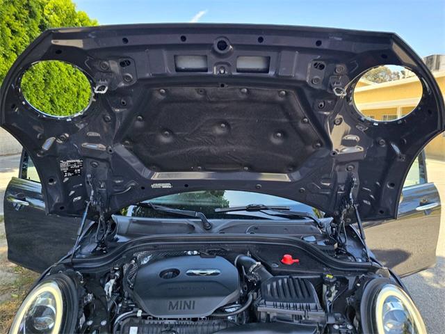 2015 MINI Cooper (CC-2078915) for sale in Woodland Hills, California