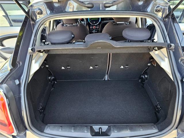 2015 MINI Cooper (CC-2078915) for sale in Woodland Hills, California
