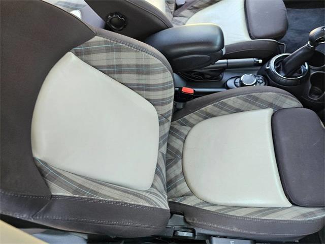 2015 MINI Cooper (CC-2078915) for sale in Woodland Hills, California