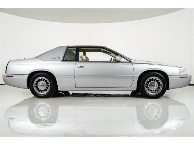 2002 Cadillac Eldorado Biarritz (CC-2079070) for sale in St. Charles, Missouri