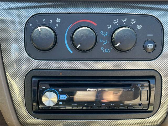 2004 Chrysler Sebring (CC-2079138) for sale in Hilton, New York