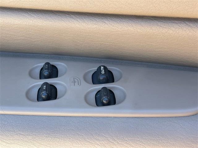 2004 Chrysler Sebring (CC-2079138) for sale in Hilton, New York