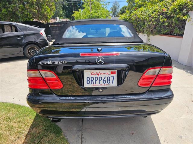 2000 Mercedes-Benz CLK (CC-2079151) for sale in Woodland Hills, California