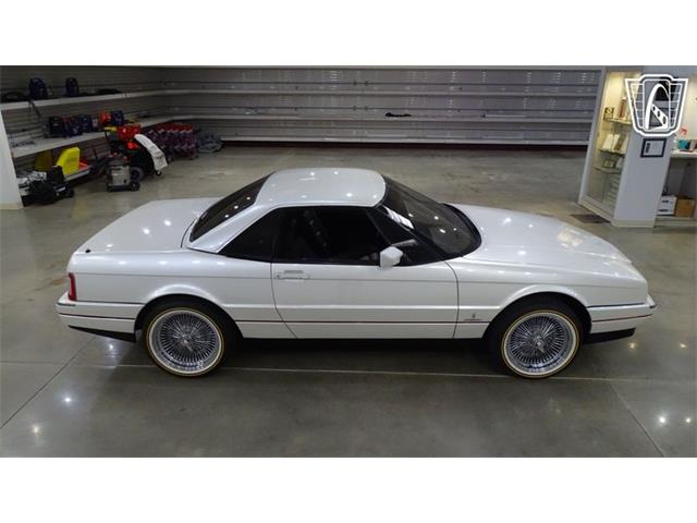 1991 Cadillac Allante (CC-2079380) for sale in O'Fallon, Illinois