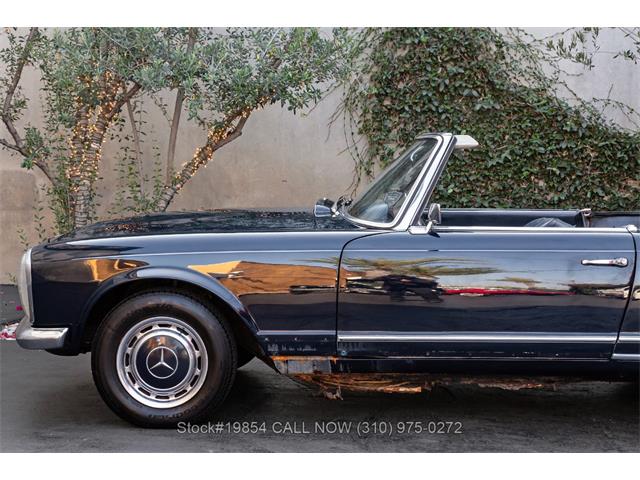 1968 Mercedes-Benz 280SL (CC-2079446) for sale in Beverly Hills, California