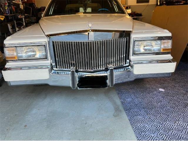 1992 Cadillac Fleetwood (CC-2070946) for sale in Cadillac, Michigan