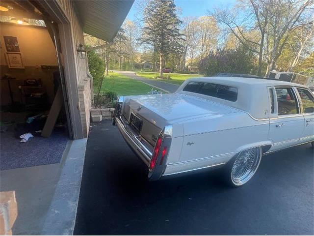 1992 Cadillac Fleetwood (CC-2070946) for sale in Cadillac, Michigan