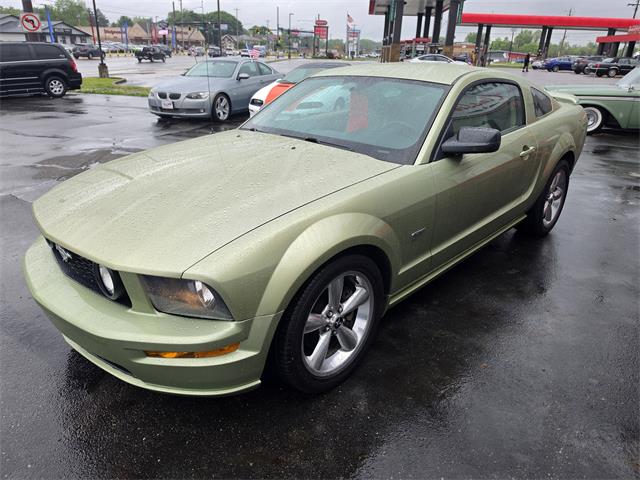 2006 Ford Mustang GT (CC-2079612) for sale in Canton, Ohio